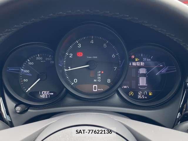 Porsche MACAN 2023-03 8283190-17