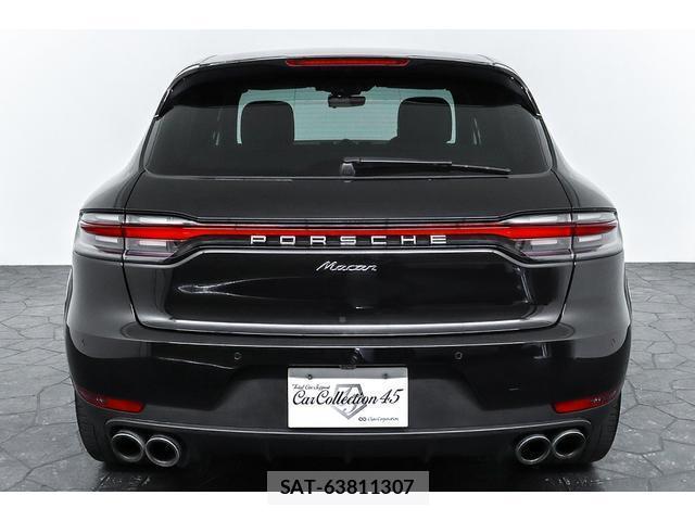 Porsche MACAN 2020-01 8283327-1