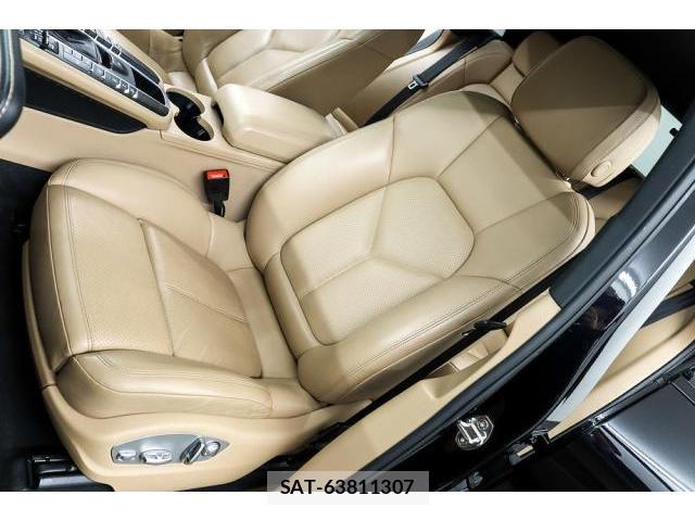 Porsche MACAN 2020-01 8283327-12