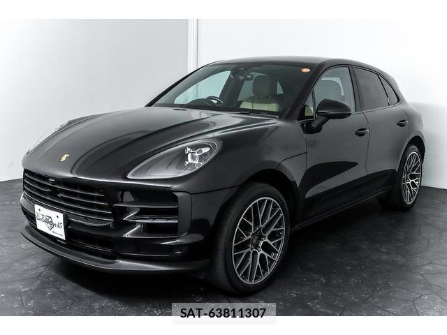 Porsche MACAN 2020-01 8283327-6