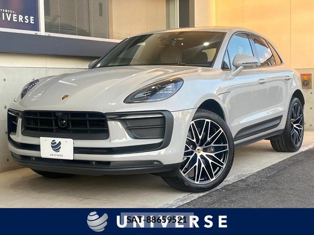 Porsche MACAN 2023-02 8285313-0