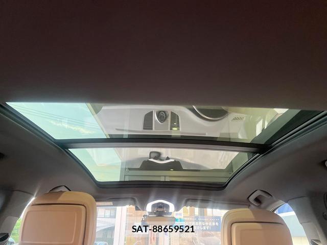 Porsche MACAN 2023-02 8285313-3