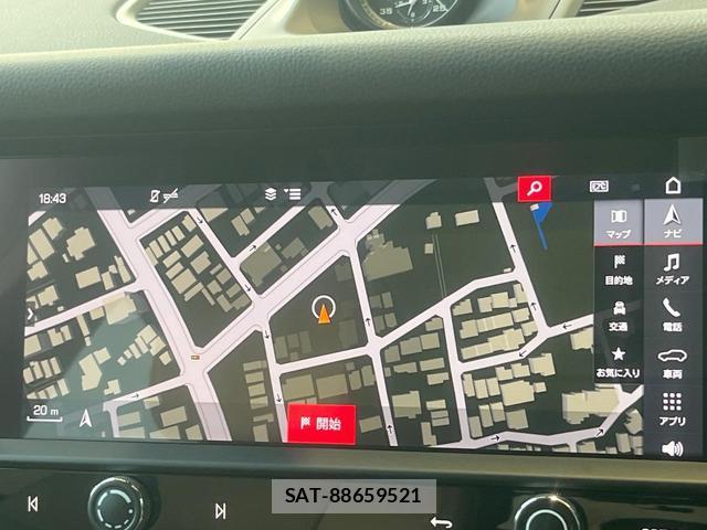 Porsche MACAN 2023-02 8285313-4