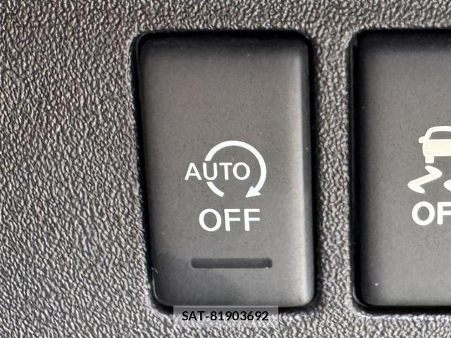 Nissan MARCH 2016-10 8277724-5