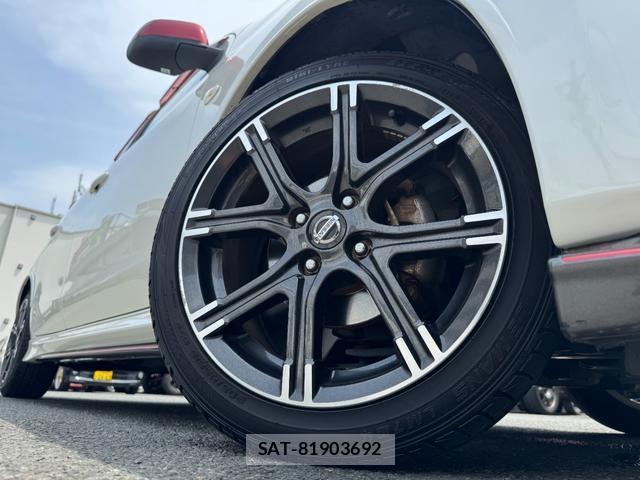 Nissan MARCH 2016-10 8277724-7