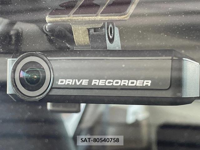 Nissan MARCH 2017-03 8278045-4