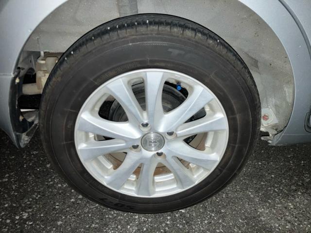 Nissan MARCH 2012-03 8279704-7