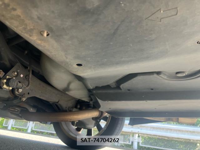 Toyota MARK X ZIO 2011-11 8279846-5