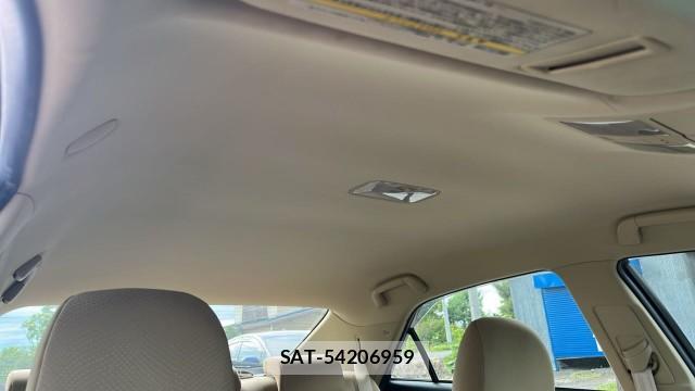Toyota MARK X 2014-02 8282376-15