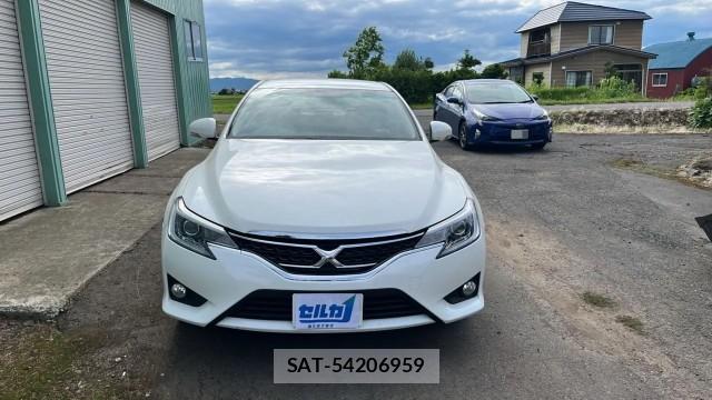 Toyota MARK X 2014-02 8282376-9