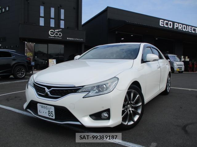Toyota MARK X 2015-01 8283433-0