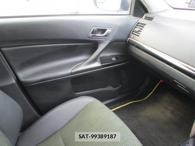 Toyota MARK X 2015-01 8283433-15