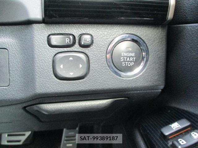 Toyota MARK X 2015-01 8283433-17