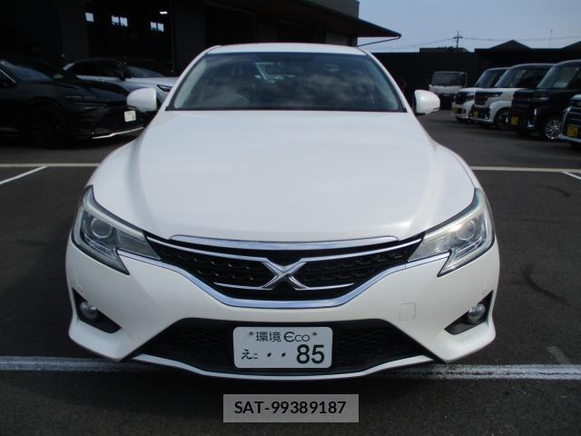 Toyota MARK X 2015-01 8283433-5