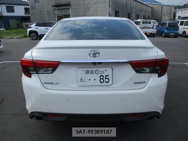 Toyota MARK X 2015-01 8283433-8