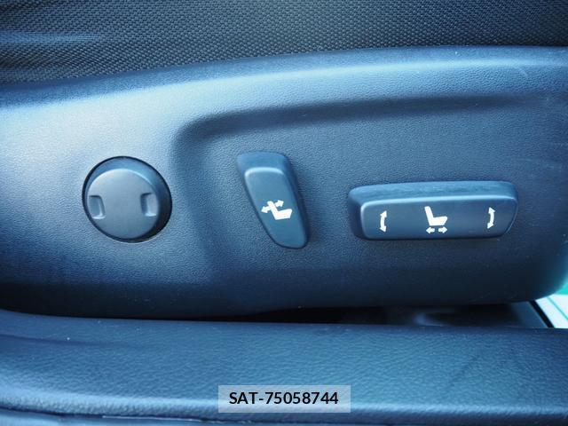 Toyota MARK X 2009-12 8284162-14