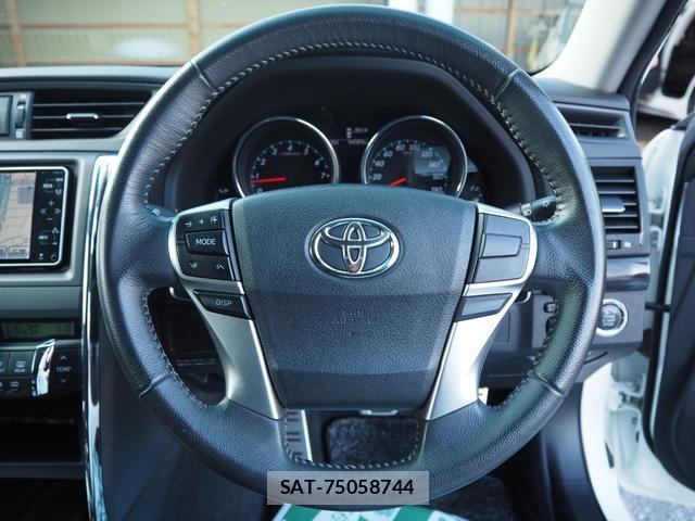 Toyota MARK X 2009-12 8284162-18
