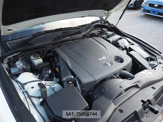Toyota MARK X 2009-12 8284162-19