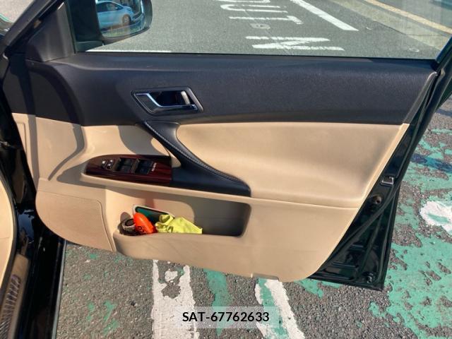 Toyota MARK X 2009-11 8284818-10