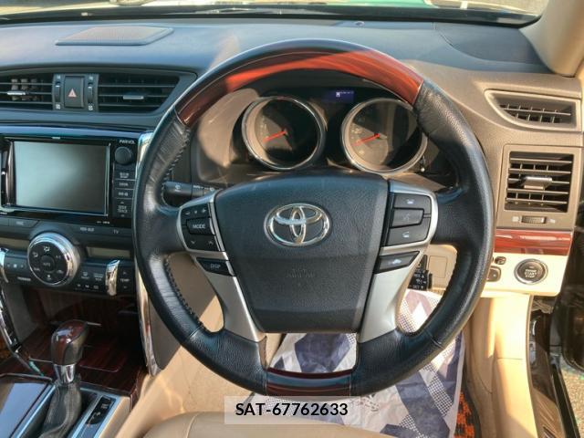 Toyota MARK X 2009-11 8284818-17
