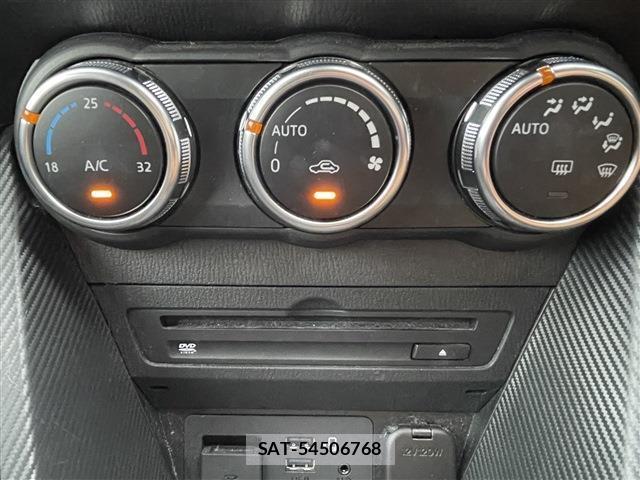 Mazda MAZDA2 2019-11 8276673-12