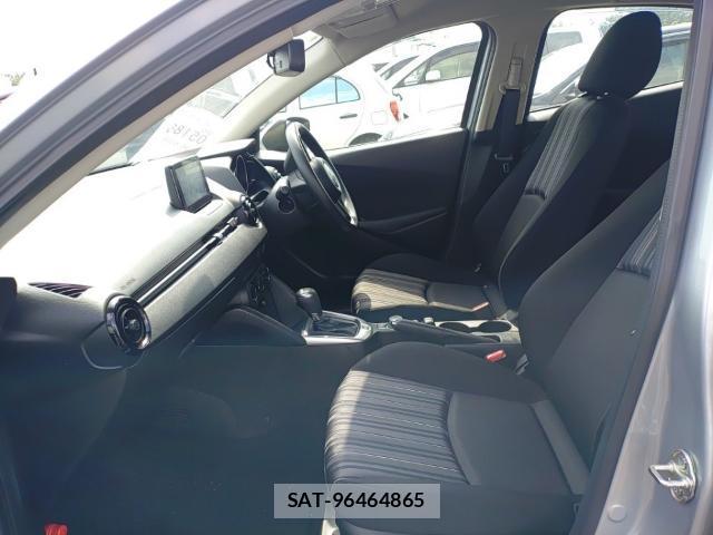 Mazda MAZDA2 2021-07 8277143-15