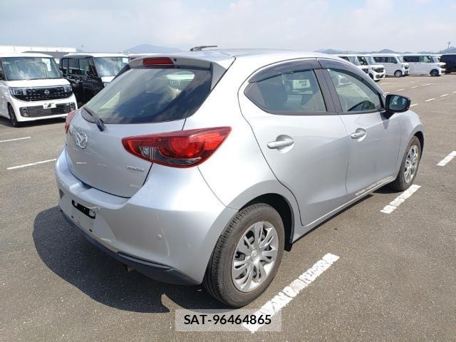 Mazda MAZDA2 2021-07 8277143-4