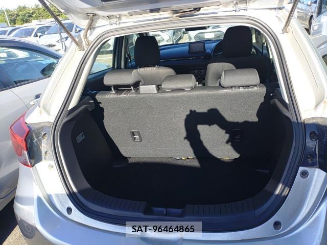 Mazda MAZDA2 2021-07 8277143-7
