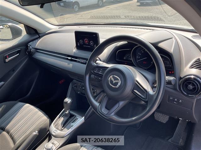 Mazda MAZDA2 2021-04 8279057-1