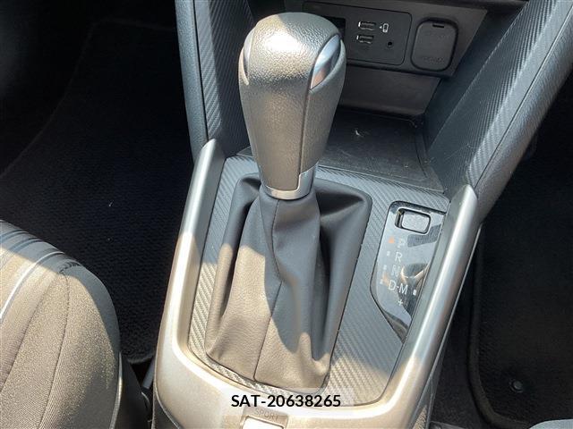 Mazda MAZDA2 2021-04 8279057-12