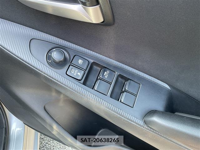Mazda MAZDA2 2021-04 8279057-4