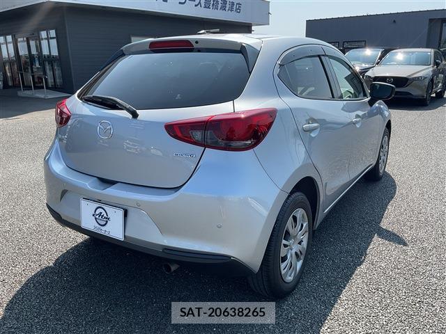 Mazda MAZDA2 2021-04 8279057-7