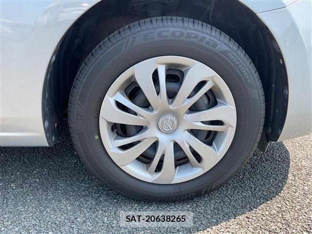 Mazda MAZDA2 2021-04 8279057-8