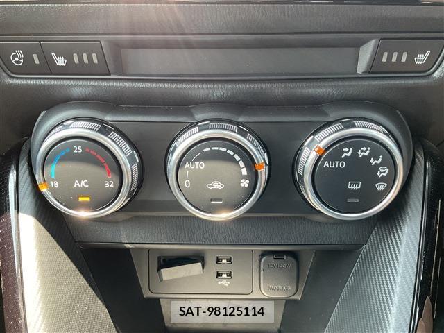 Mazda MAZDA2 2025-03 8279087-11
