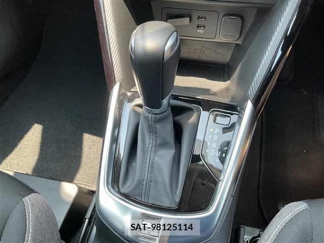 Mazda MAZDA2 2025-03 8279087-12