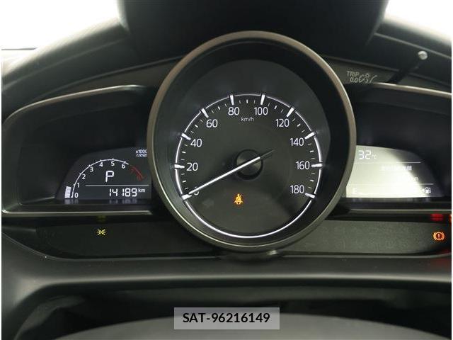 Mazda MAZDA2 2021-02 8279089-6