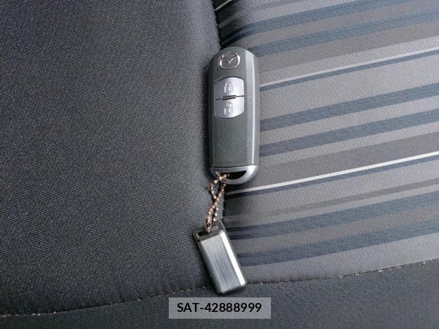 Mazda MAZDA2 2021-07 8279917-14