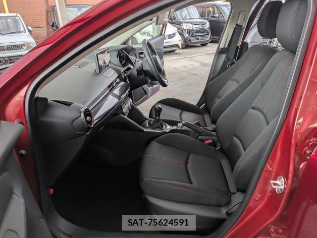 Mazda MAZDA2 2025-03 8282695-14