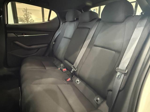 Mazda MAZDA3 2023-02 8277138-14