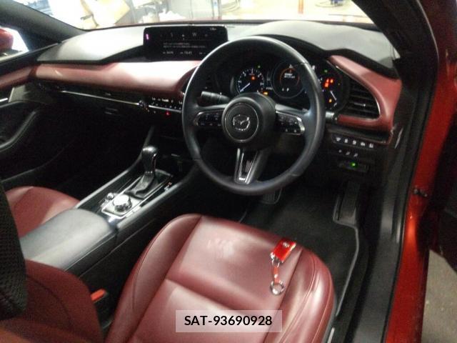 Mazda MAZDA3 2024-04 8277448-2