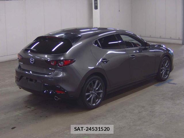 Mazda MAZDA3 2019-05 8277457-4