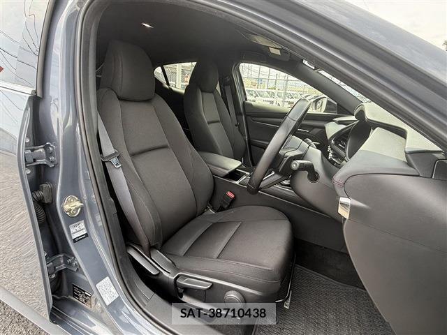 Mazda MAZDA3 2022-12 8278091-13
