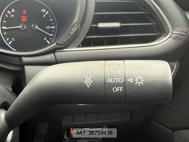 Mazda MAZDA3 2022-12 8278091-3