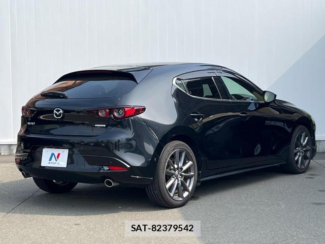 Mazda MAZDA3 2020-06 8278815-16
