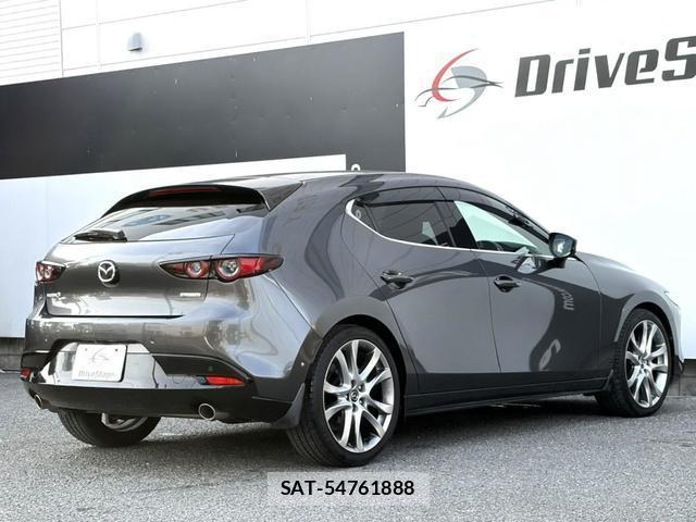 Mazda MAZDA3 2019-09 8279182-1