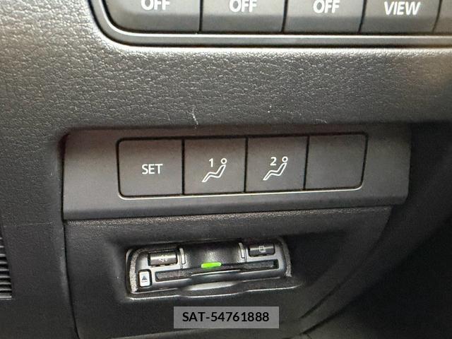 Mazda MAZDA3 2019-09 8279182-9