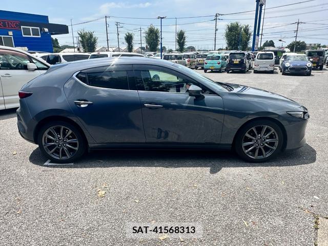 Mazda MAZDA3 2020-01 8282562-3