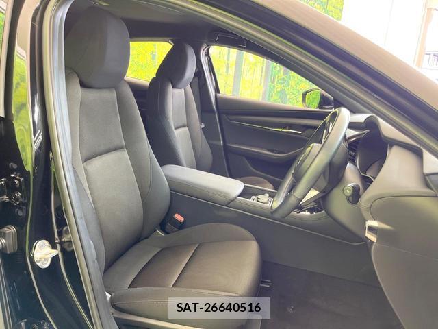 Mazda MAZDA3 2020-03 8282623-7