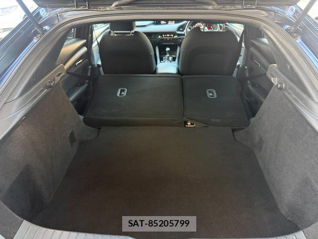 Mazda MAZDA3 2019-09 8284099-12
