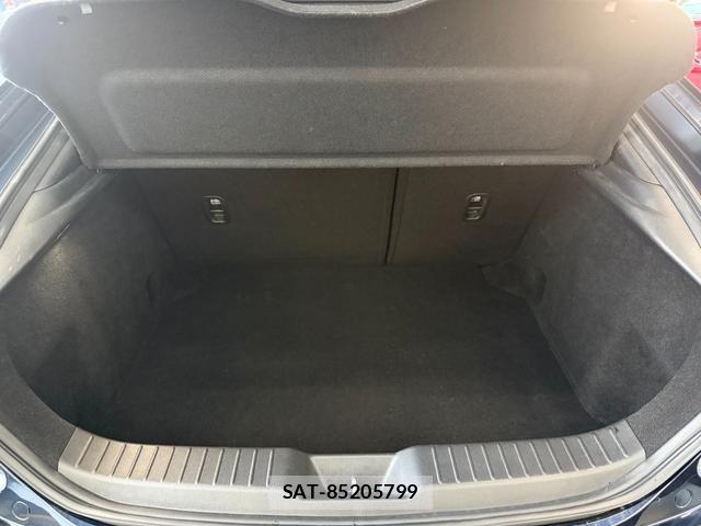 Mazda MAZDA3 2019-09 8284099-14